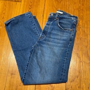 Levi’s Ribcage Straight Jean